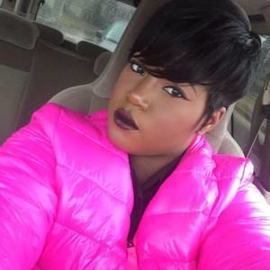 Meet your Posher, Erica